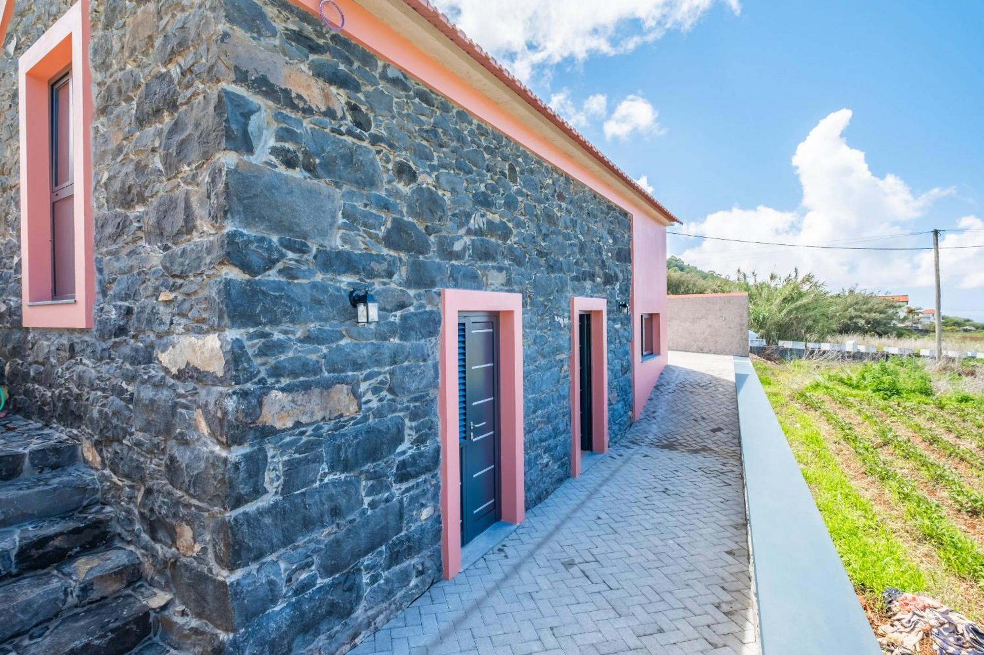 Mountain Retreat By Madeira Sun Travel Villa Porto Moniz Eksteriør billede